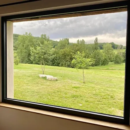 Hébergement de vacances Maison De Charme à La Campagne *